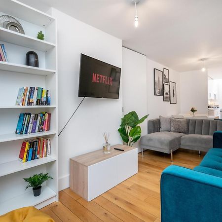 The Deluxe Barbican Duplex Londres Extérieur photo